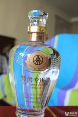 湖南五粮液多少钱一瓶，湖南五粮液多少钱一瓶52度