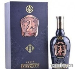 五粮液绿瓶两斤多少钱，绿色的五粮液