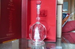 五粮液一帆丰顺嘟多少钱，五粮液一帆风顺480ml52度