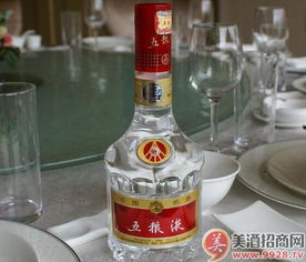 一吨五粮液装多少箱水，一吨五粮液装多少箱水啊