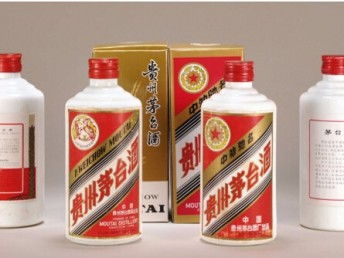 茅台重量多少正常带盒子，茅台酒带盒重量